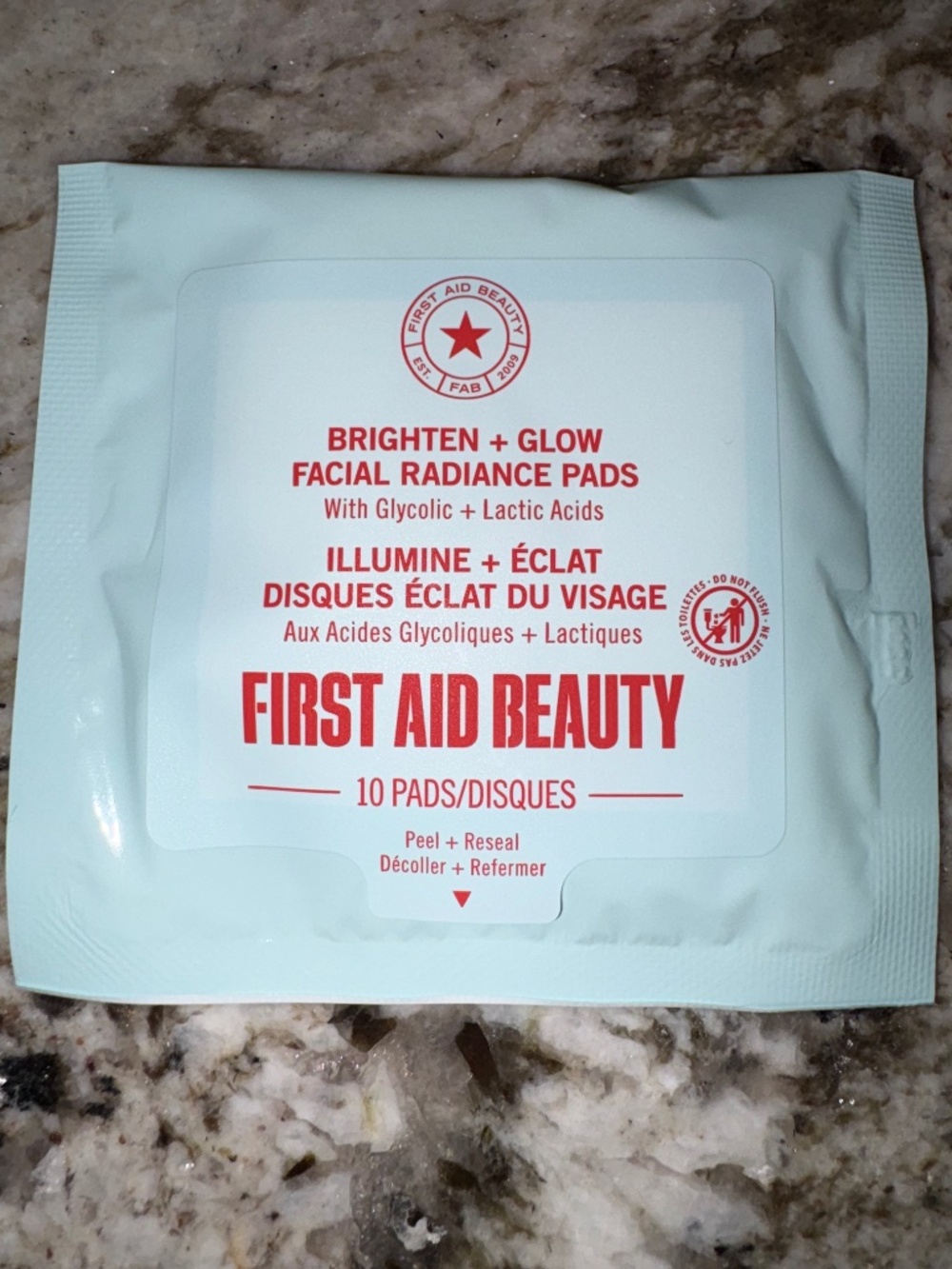 FIRST AID BEAUTY Brighten + Glow Facial Radiance Pads Deluxe Mini 10 pads NIP